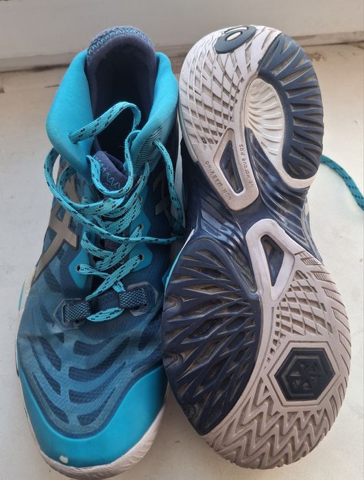 хорошие кросовки для спорта, б/у