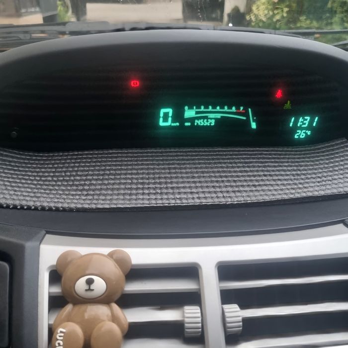 Toyota Yaris 1.3 benzină