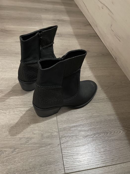 Елегантни кожени боти.НОВИ с етикет. S.Oliver