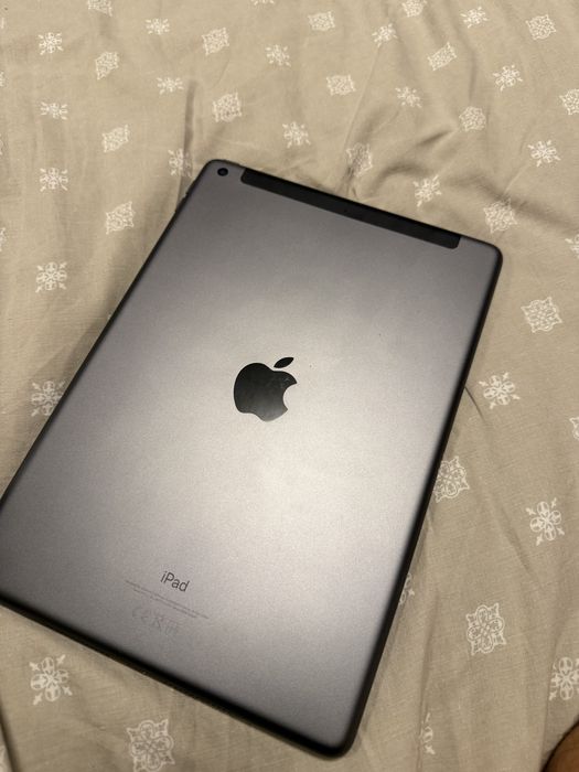 Ipad generatia 9 256gb + cellular grey