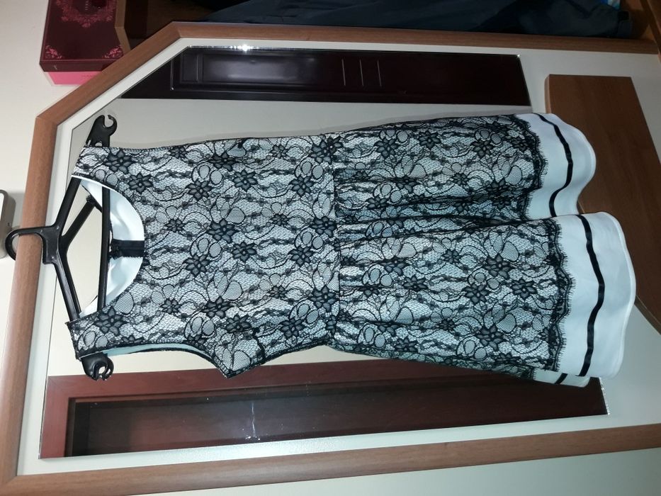 Страхотен еластичен модел рокля