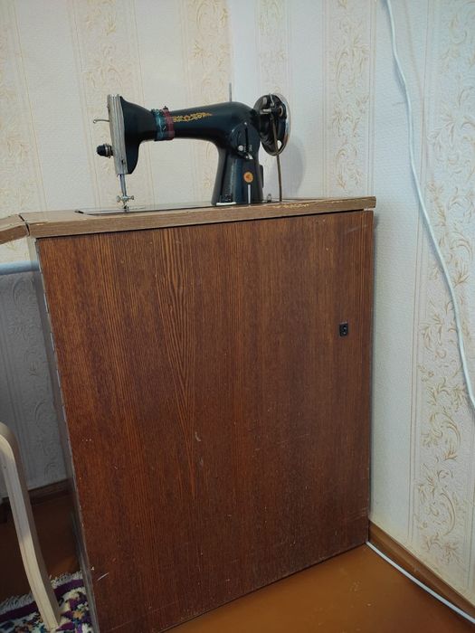 Продам Машинку для шитья
