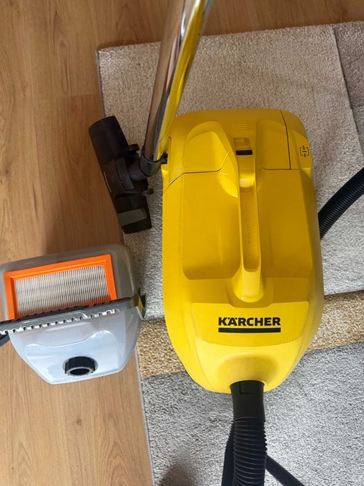 Прахосмукачка с воден филтър Karcher DS 6