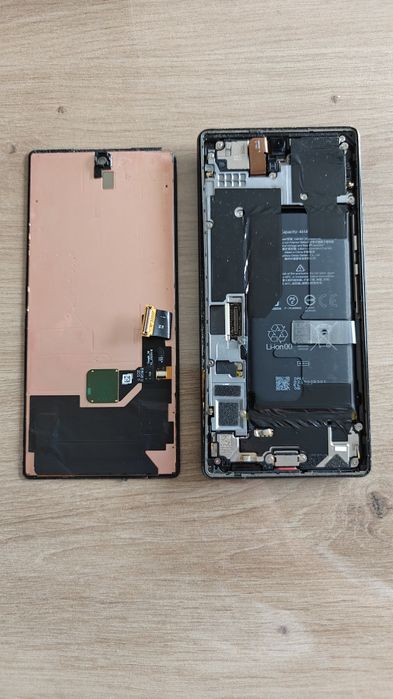 Vând Google Pixel 6 pentru piese