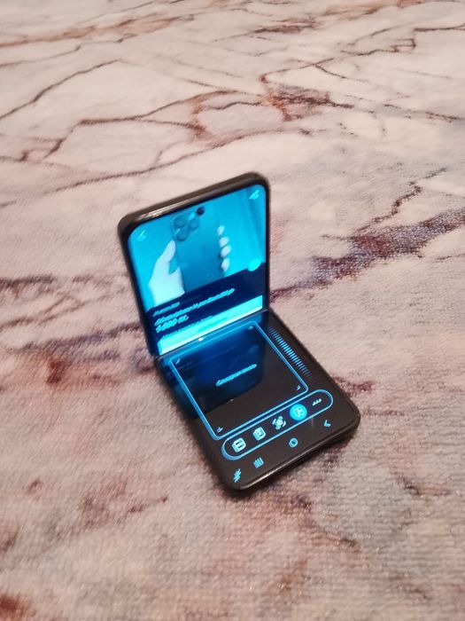 Samsung z flip 4 128
