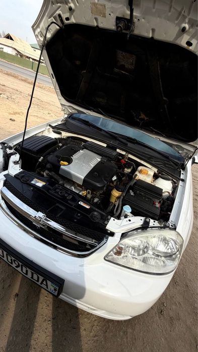 Ласетти 1 .8  жылы 2010.  Жургени.  250 000