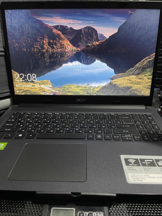 Продаётся игровой ноутбук acer aspire 3 core i5