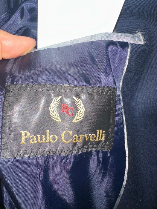 Продам школьный костюм 42