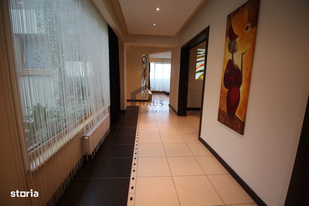 Apartament 3 camere 2 bai lux parcare subterana termen lung zona KM 5