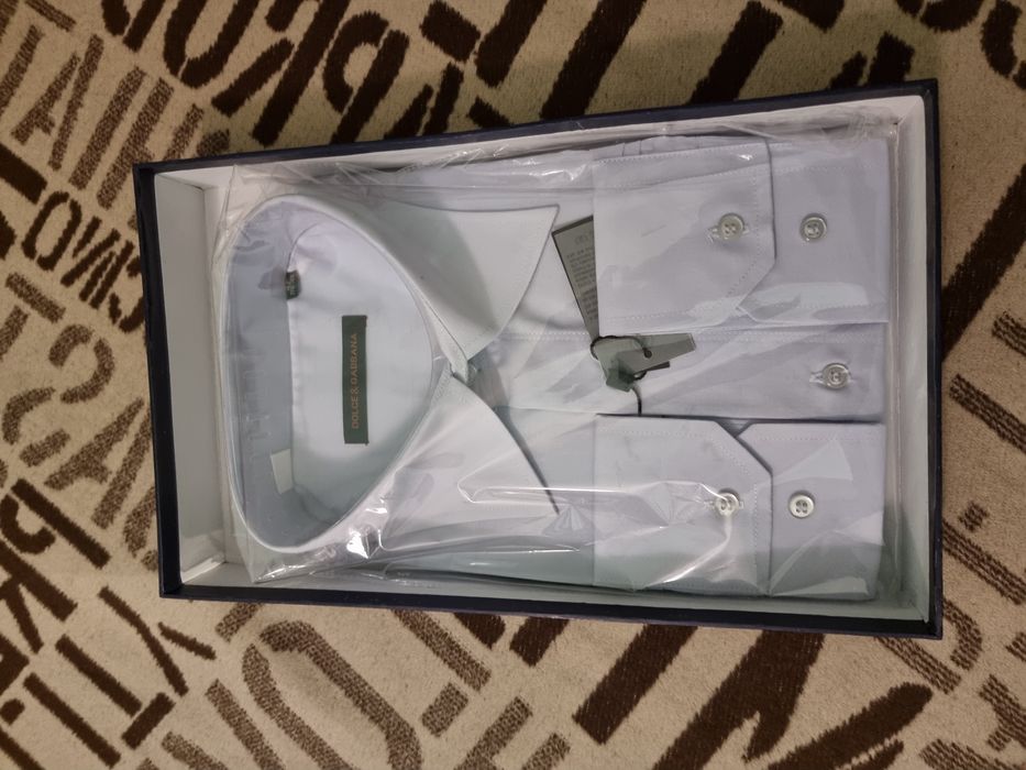 Новые рубашки разные