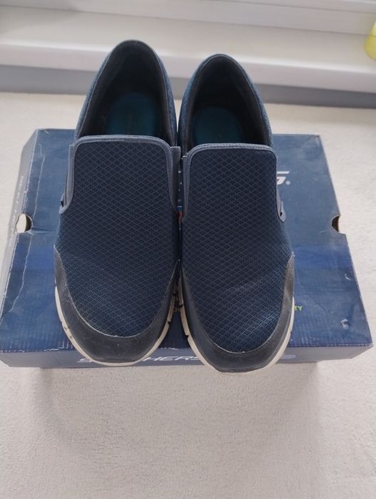 Кроссовкимужские