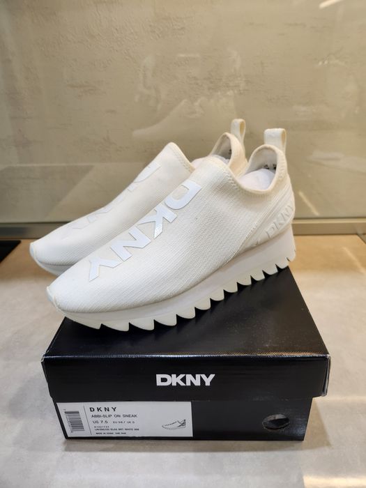 DKNY! Оригиални дамски обувки!