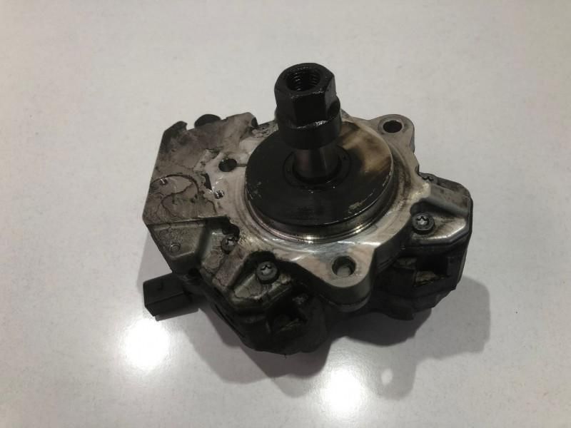 Pompa injectie BMW X6 (2008-2014) [E71, E72] 3.0d 7798333