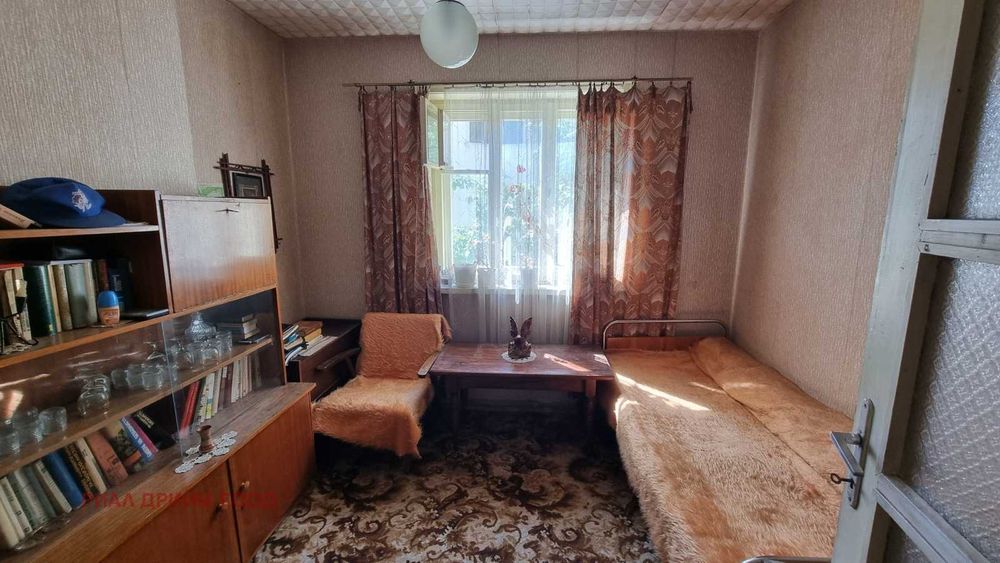 Дава се под наем Четиристаен апартамент в Смолян, Стар център - 120 кв.м за 220 € - Снимка #4