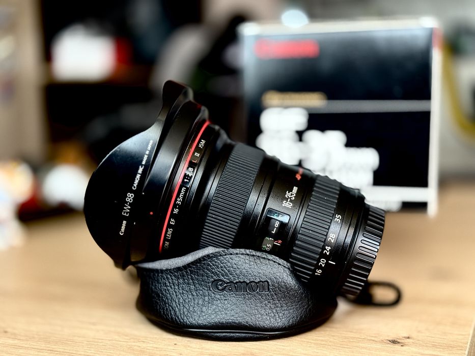 Обективи Canon 16-35 f2.8 L ii Canon 70-200 F4 Sigma 35mm f/1.4 DG HSM ART - Canon EF Fit