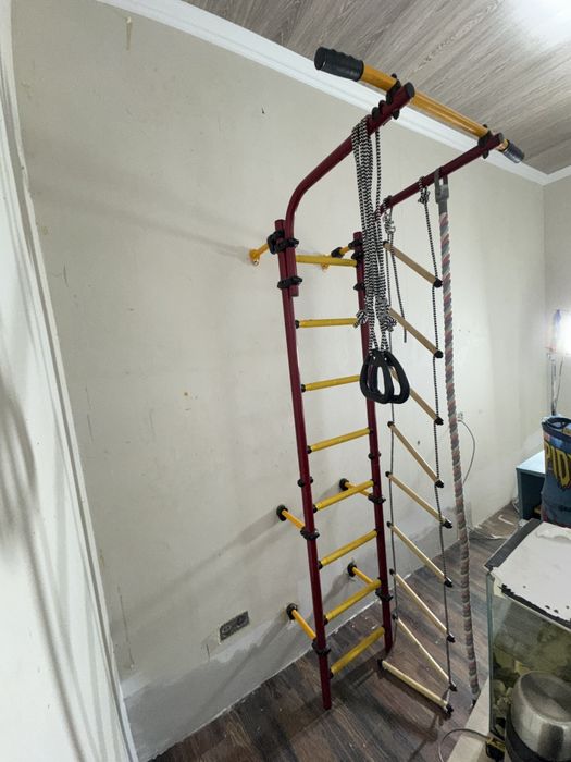 Лестница, шведская стенка