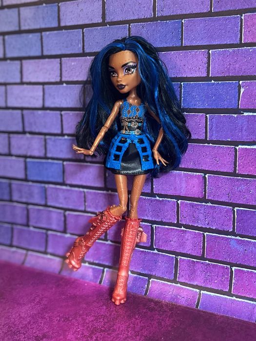 Monster High Robecca 1 Wave Basic Doll