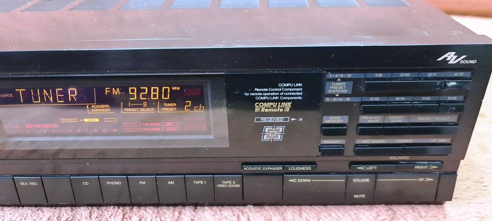 JVC RX-450BK amplituner 2X50W cu egalizor pe 7 octave incorporat  si tuner cu 2 lungimi de unda