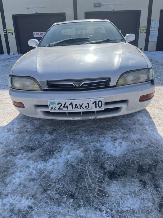 Тойота корона эксив