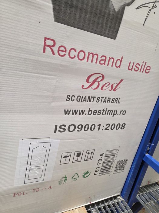 Vand 3 uși de interior noi