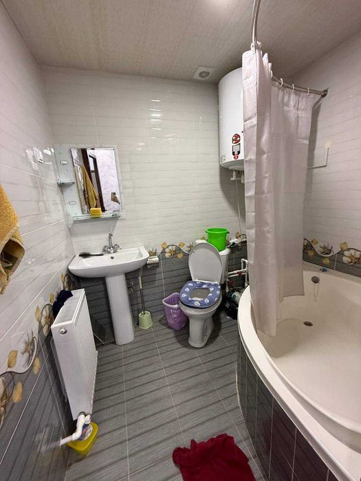 Продаётся 2х квартира на 4 этаж орр 5-МИКР