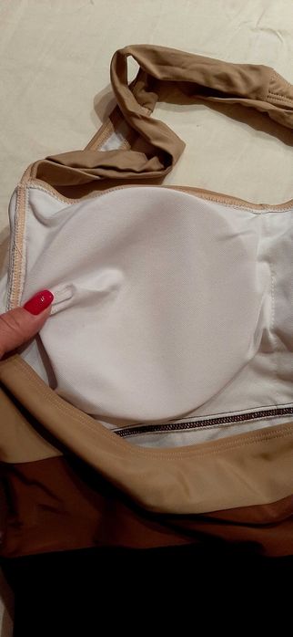 Нов    цял     бански