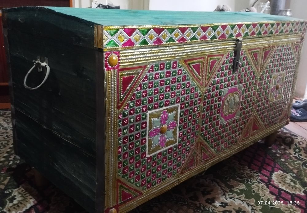 Сандик сотилади...