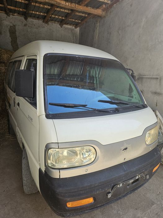 Дамас 2 2009 метан газ.
