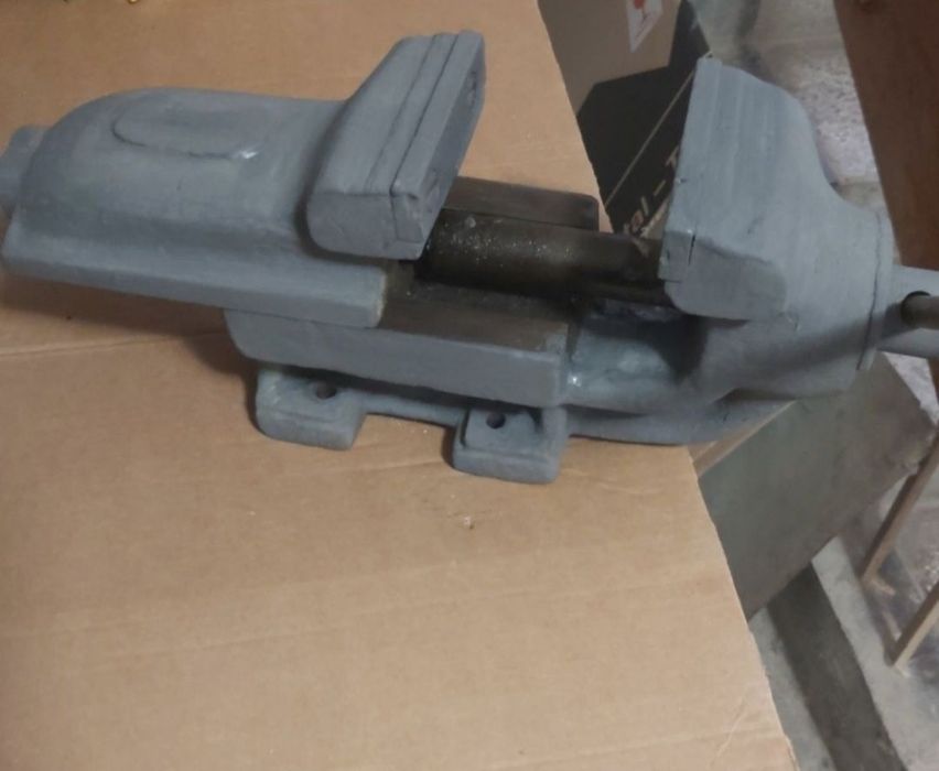 Шлосерско менгеме.