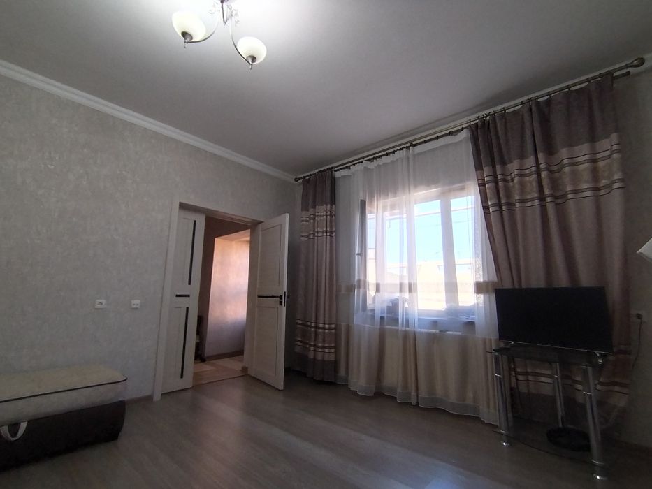 Продаётся дом - 1.8 сотки. Срочно