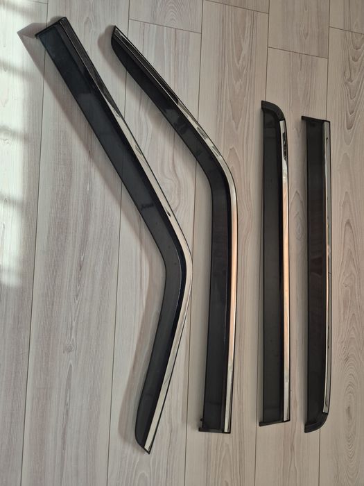 Продам дефлекторы.