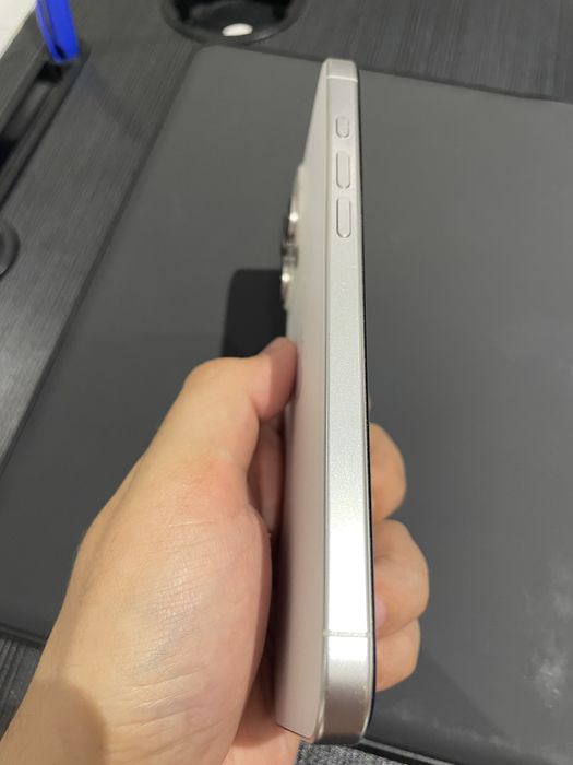 Srochna! Iphone 16 pro max 256gb esim