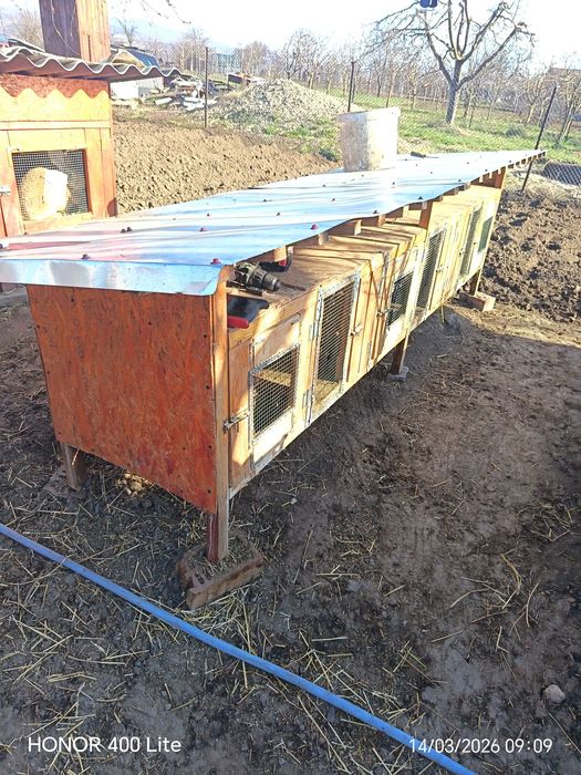 Cușcă iepuri cu 3 compartimente