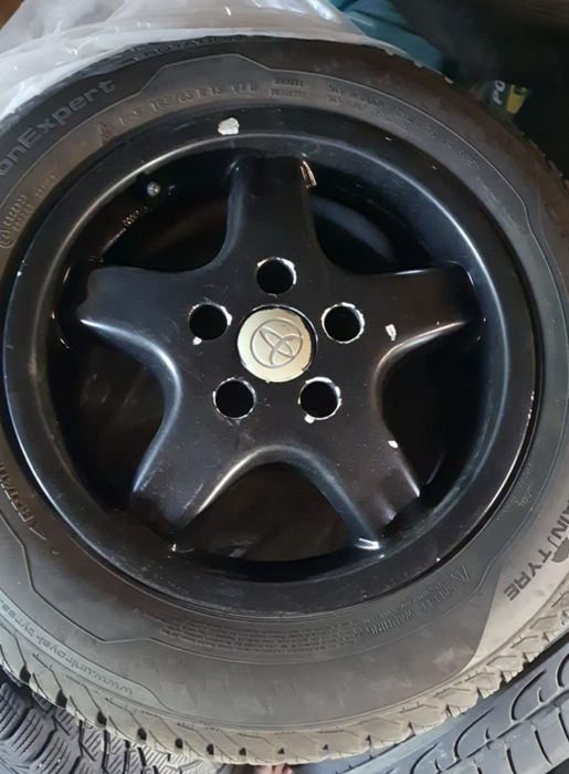 Vând sau schimb cu jante de aliaj  pe R15 cu prindere 4X114.3