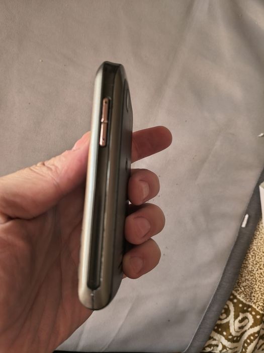 Motorola ex115 + cutie,dual SIM ( lb română)