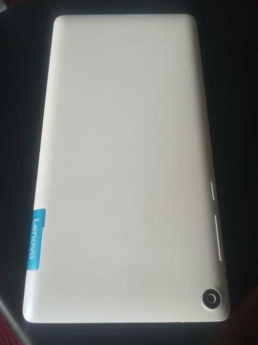 Таблет Lenovo 7 перфектен