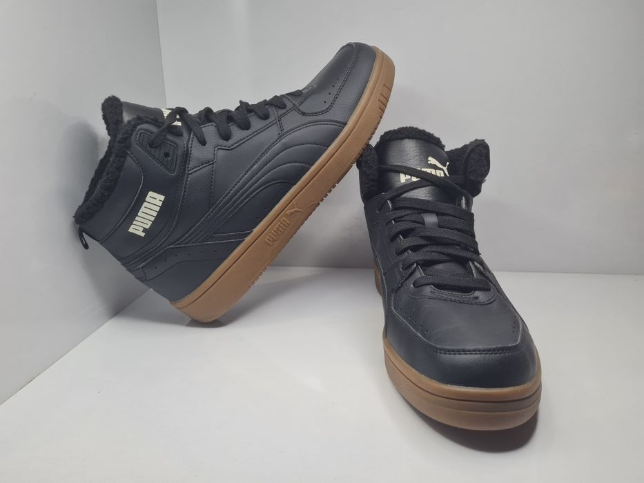 Кецове Puma 

Чисто нови без кутия.

Размер 45 стелка 29.5 см.

Цена 7