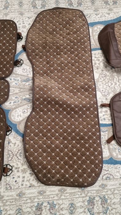 Продам чехол на авто