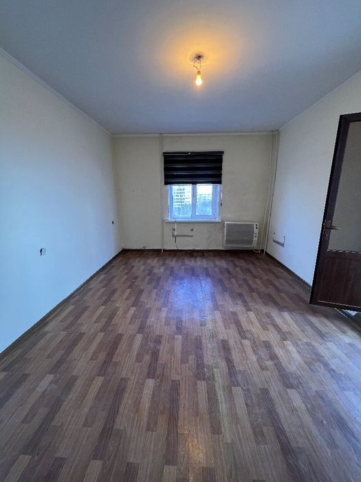 Саттепода 1 хоналик квартира сотилади 6 метрлик балкон 6/9 этажлик дом