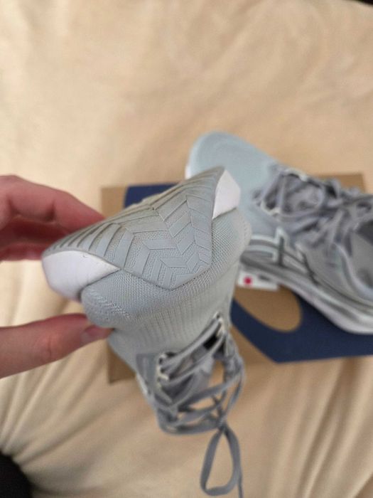 Asics Novablast 5 ATC Pure Silver 42 Pantofi pentru alergat
