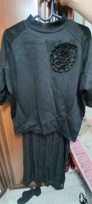 Продам костюм! Чёрного цвета.