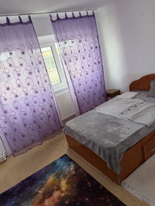 inchiriez apartament 2 camere