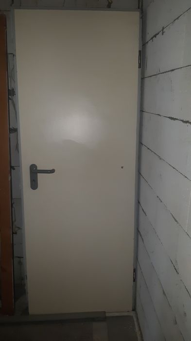 Ferestre di usi lemn sratificat