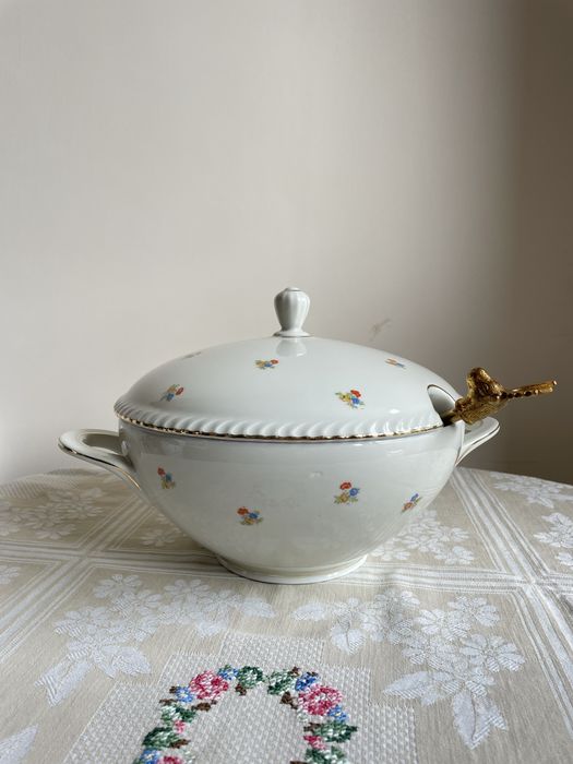 Порцеланов супник / различни видове