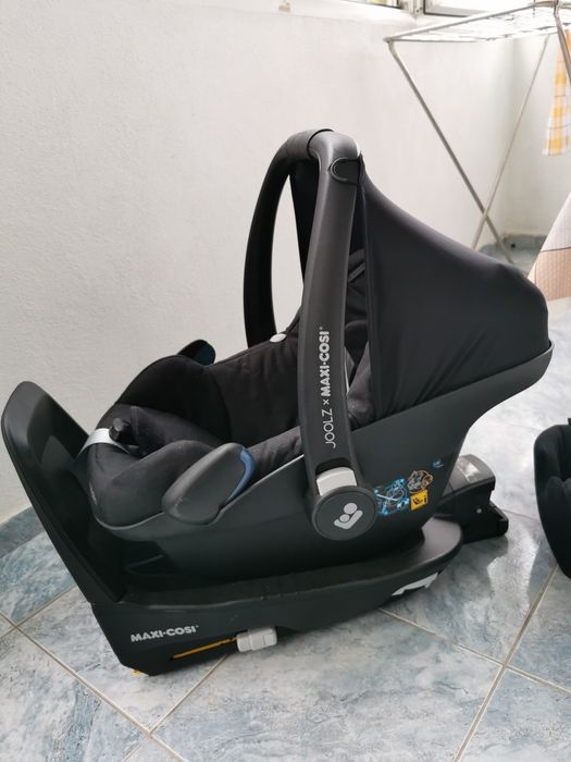 Scaun auto tip scoică Maxi Cosi si baza isofix
