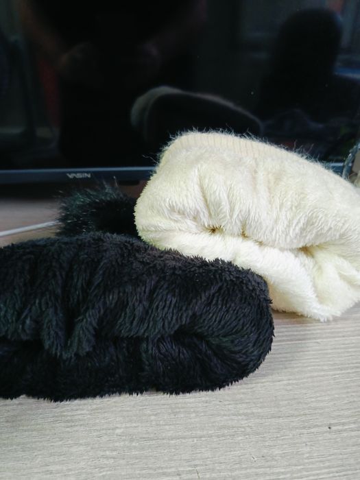 Шапки теплые зимние