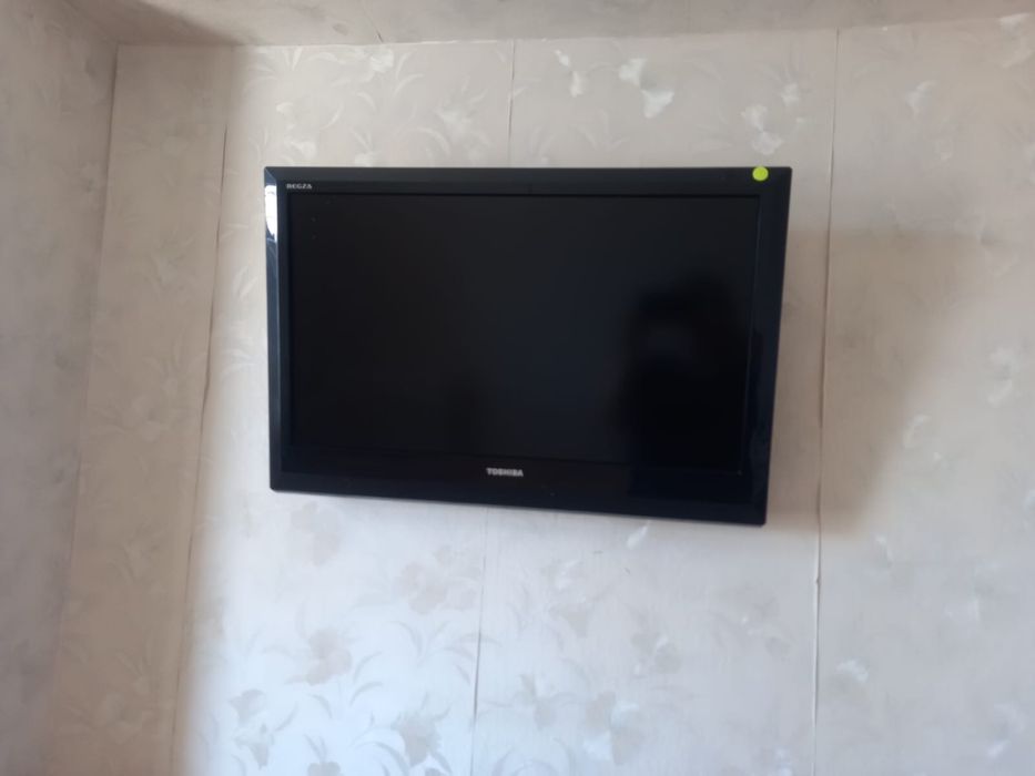 продаётся хороший телевизор.