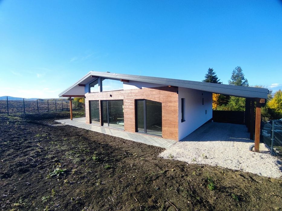 Продавам къща с Акт 16