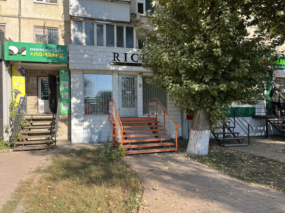 Продам магазин проспект абулхаир хана 153