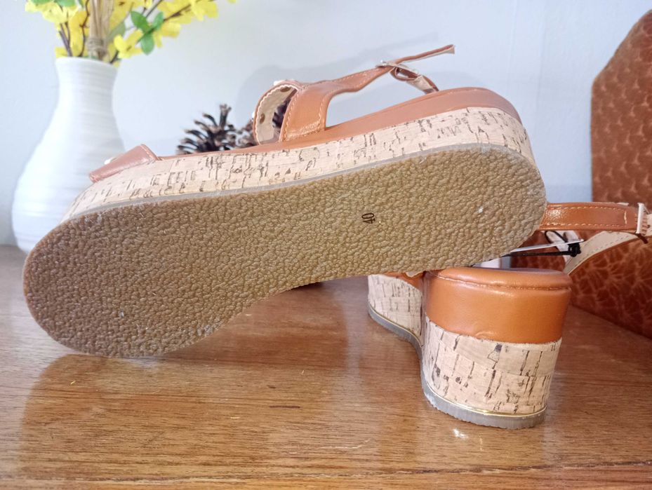 Дамски сандали Тенденз